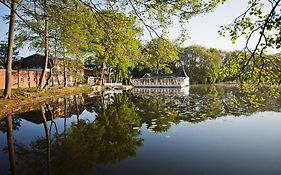 Bokel-Mühle am See